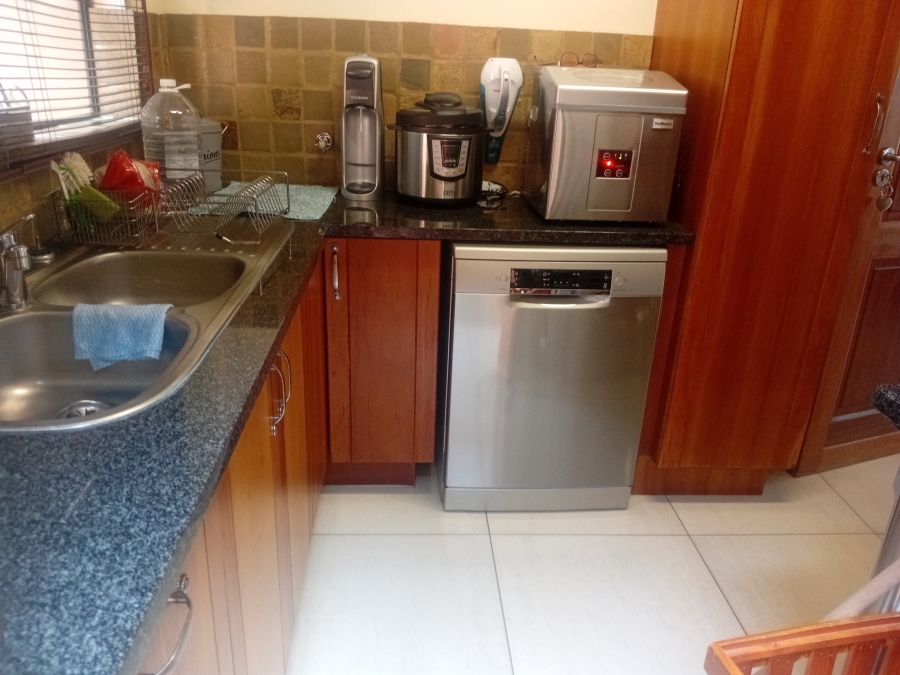 3 Bedroom Property for Sale in Woodhill Lavender Gauteng