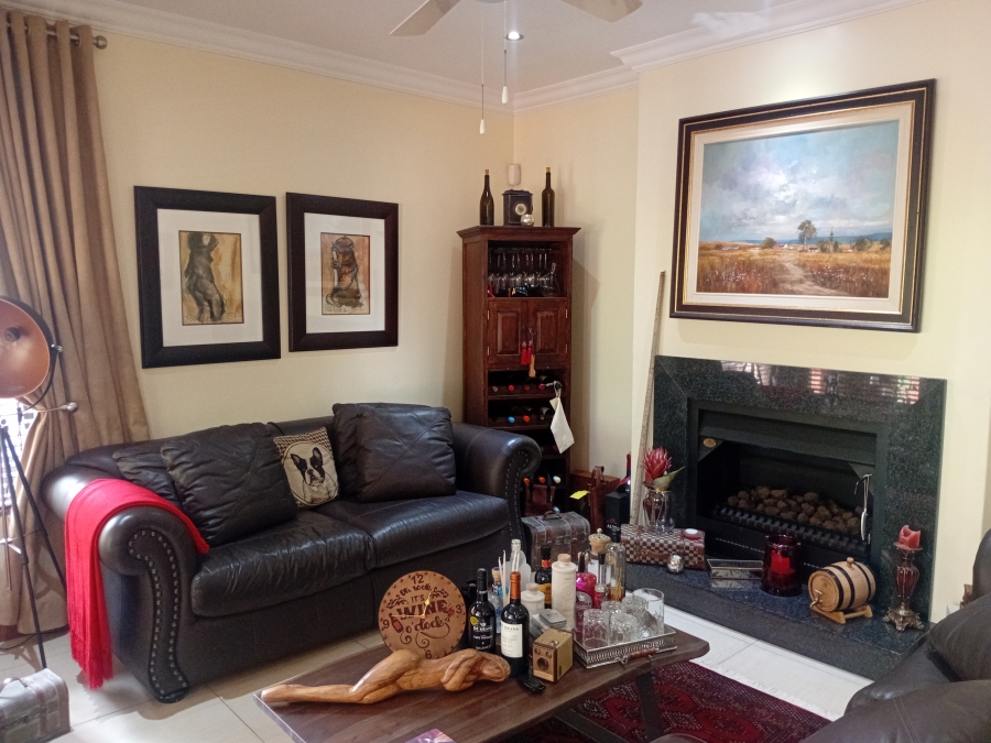 3 Bedroom Property for Sale in Woodhill Lavender Gauteng