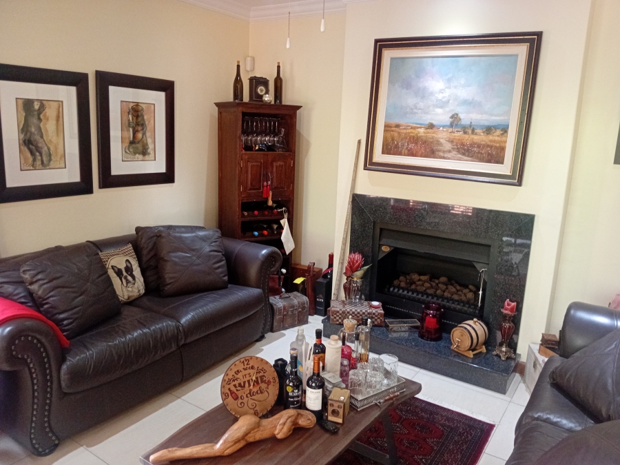 3 Bedroom Property for Sale in Woodhill Lavender Gauteng
