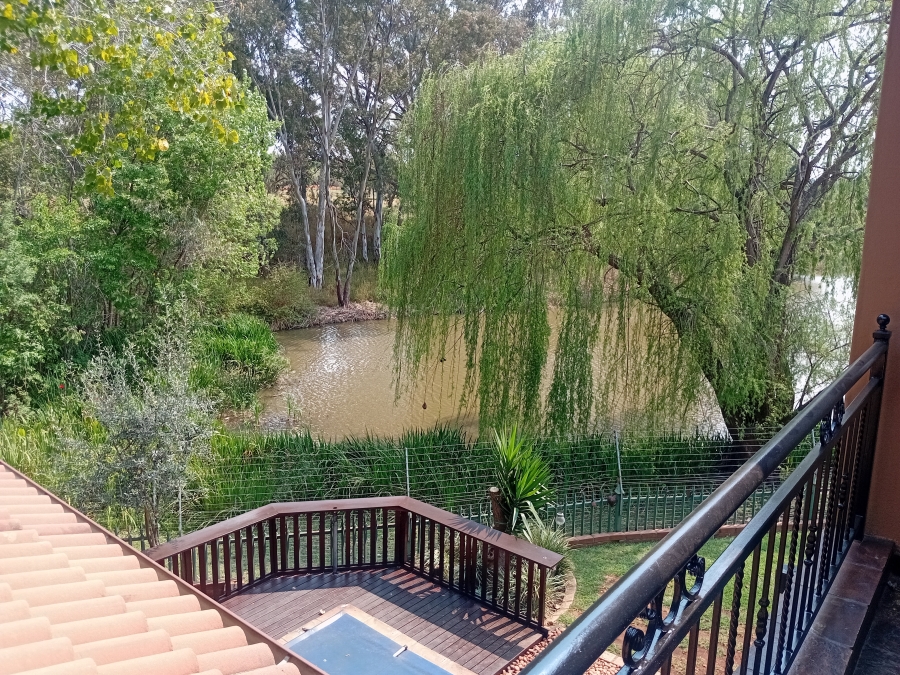 3 Bedroom Property for Sale in Woodhill Lavender Gauteng