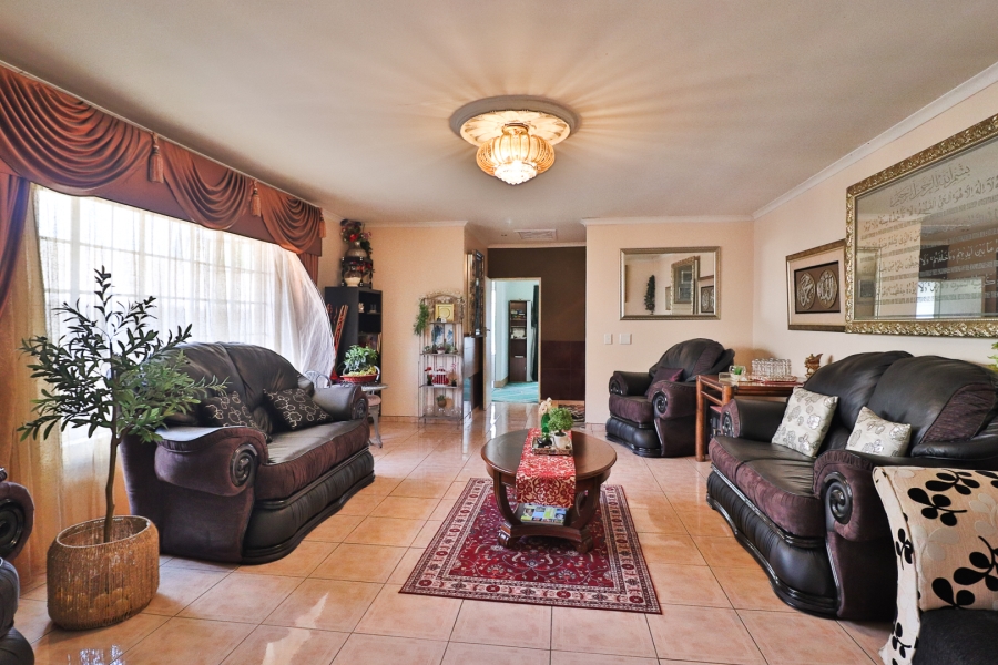 4 Bedroom Property for Sale in Dadaville Gauteng
