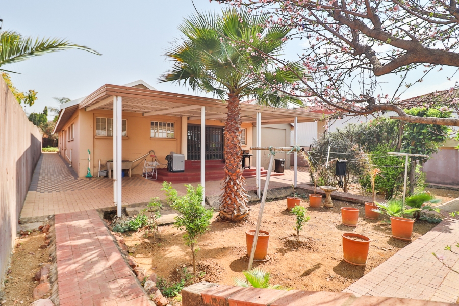 4 Bedroom Property for Sale in Dadaville Gauteng
