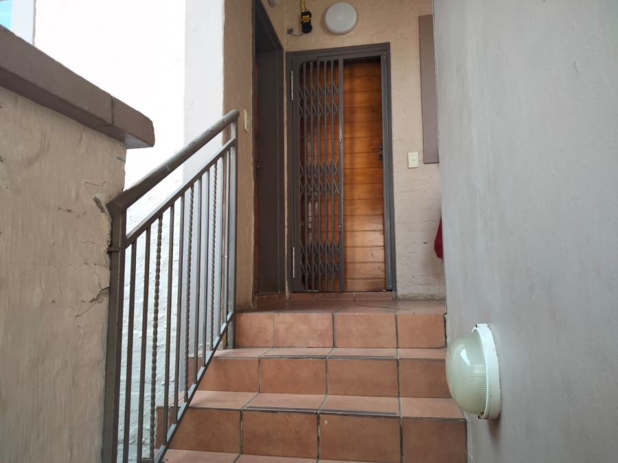 2 Bedroom Property for Sale in Sundowner Gauteng