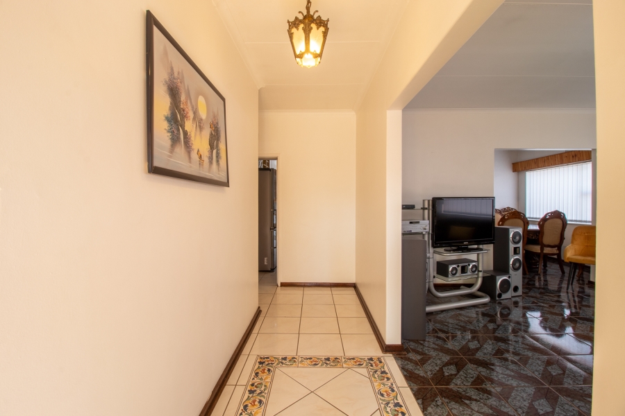 4 Bedroom Property for Sale in Winchester Hills Gauteng