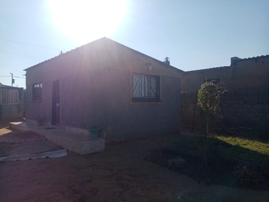 1 Bedroom Property for Sale in Tshepisong Gauteng