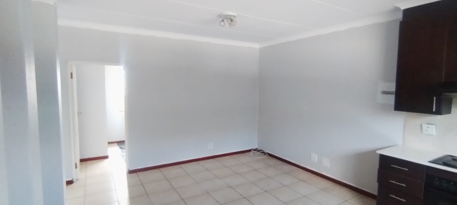 2 Bedroom Property for Sale in Helderwyk Gauteng