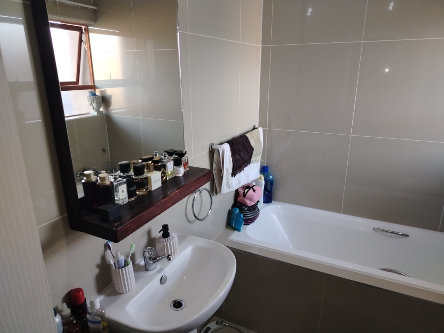 To Let 2 Bedroom Property for Rent in Helderwyk Gauteng
