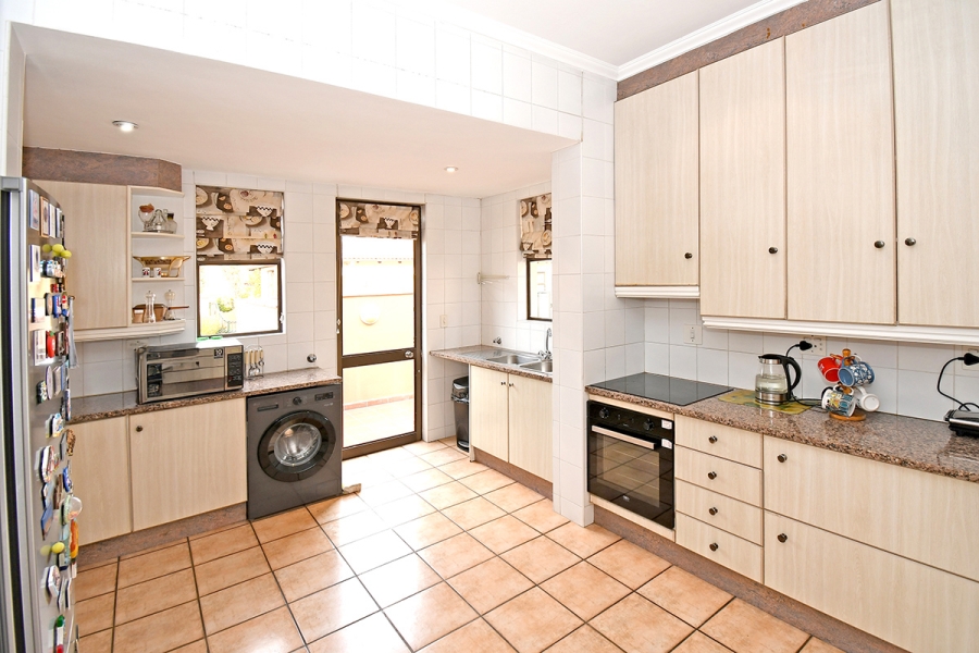 3 Bedroom Property for Sale in Morningside Gauteng
