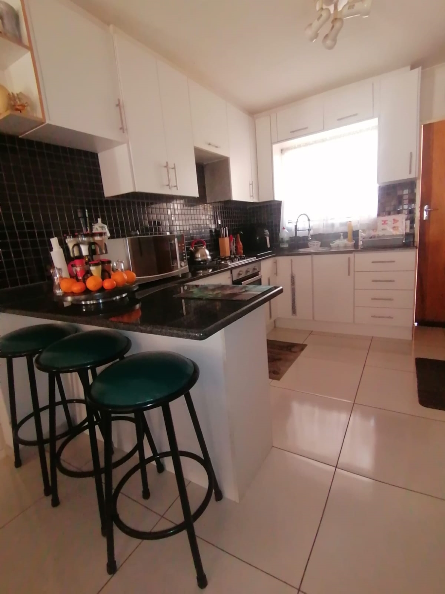 3 Bedroom Property for Sale in Horison Gauteng