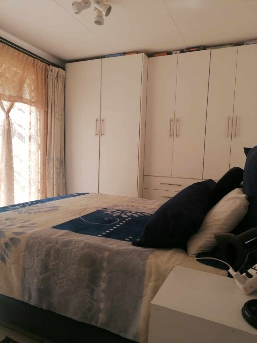 3 Bedroom Property for Sale in Horison Gauteng