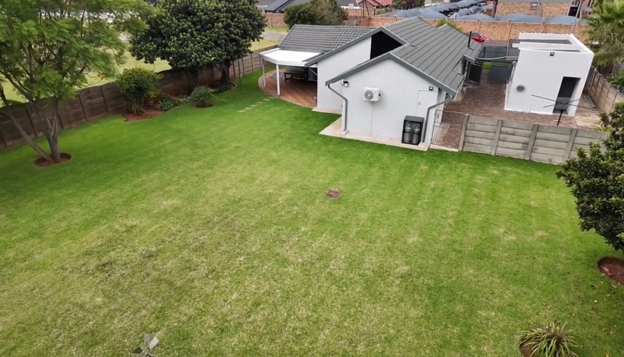 3 Bedroom Property for Sale in Ravenswood Gauteng
