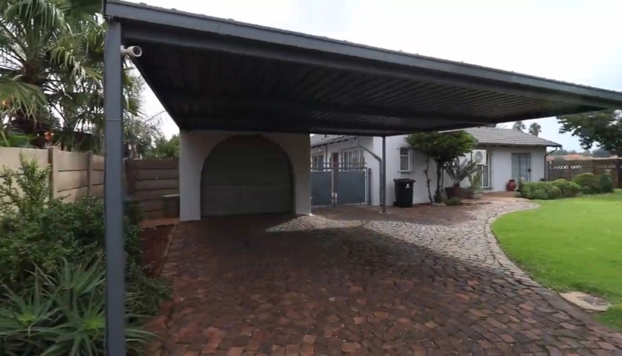 3 Bedroom Property for Sale in Ravenswood Gauteng