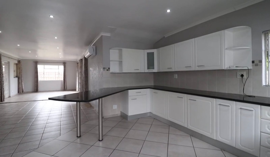 3 Bedroom Property for Sale in Ravenswood Gauteng
