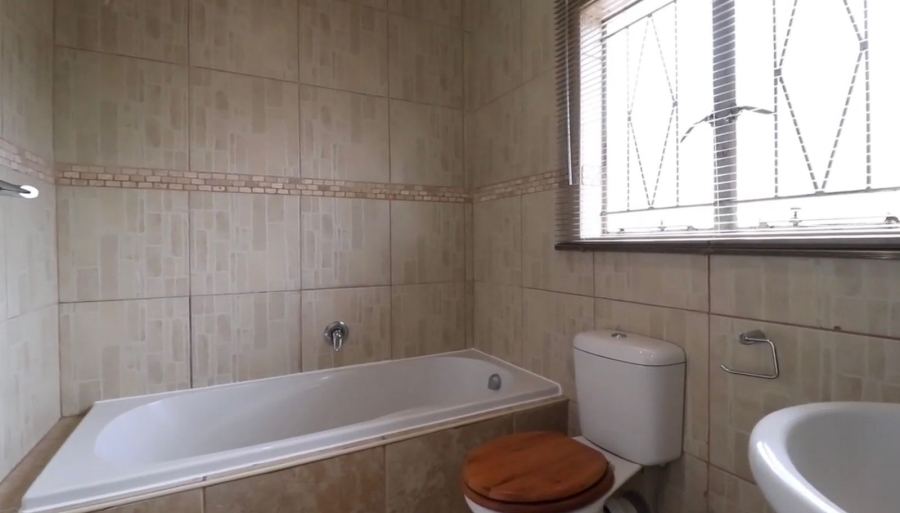3 Bedroom Property for Sale in Ravenswood Gauteng