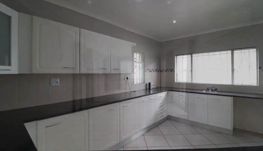 3 Bedroom Property for Sale in Ravenswood Gauteng