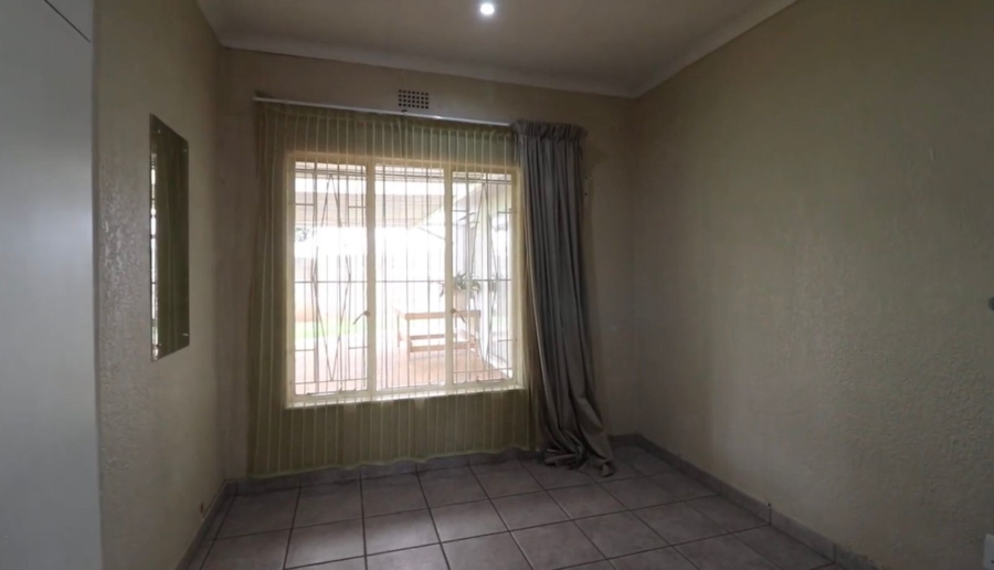 3 Bedroom Property for Sale in Ravenswood Gauteng