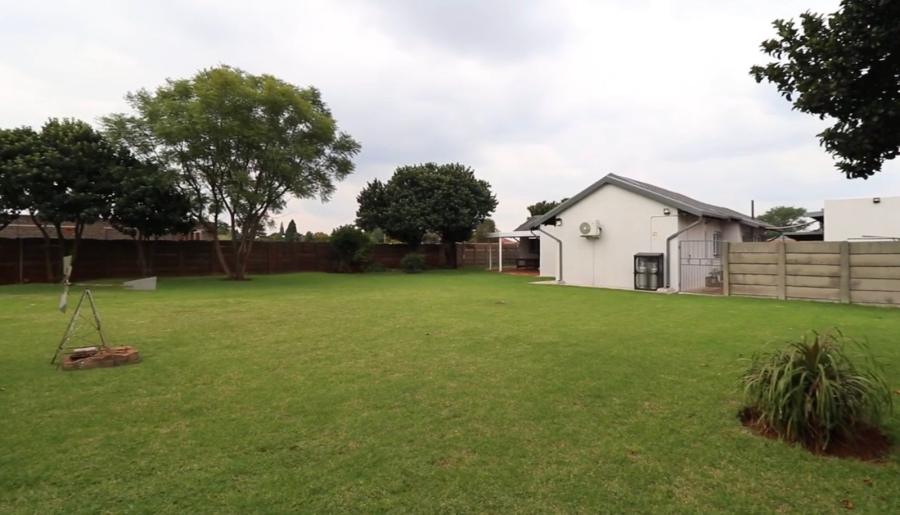 3 Bedroom Property for Sale in Ravenswood Gauteng