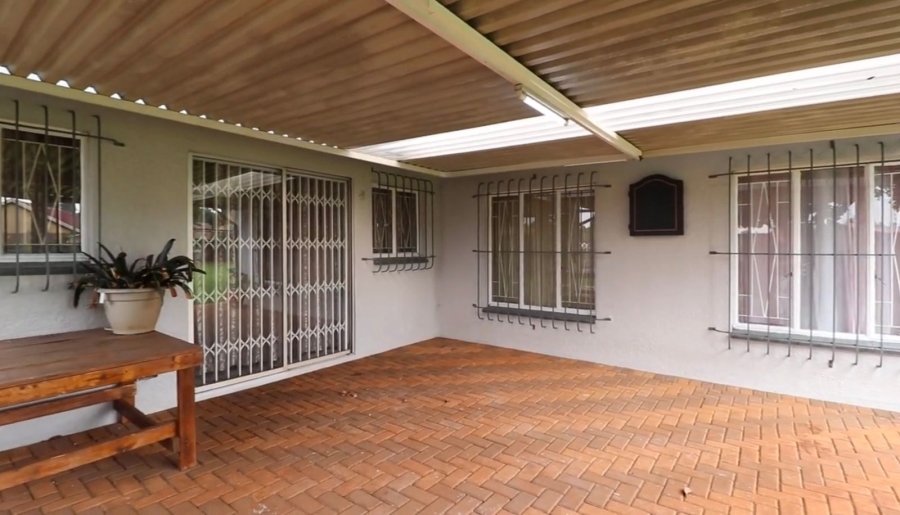 3 Bedroom Property for Sale in Ravenswood Gauteng