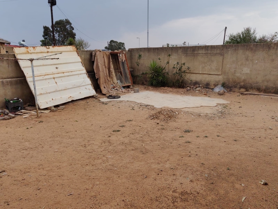 2 Bedroom Property for Sale in Slovoville Gauteng