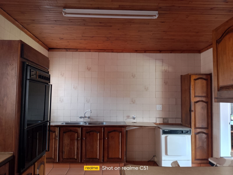 3 Bedroom Property for Sale in Larrendale Gauteng