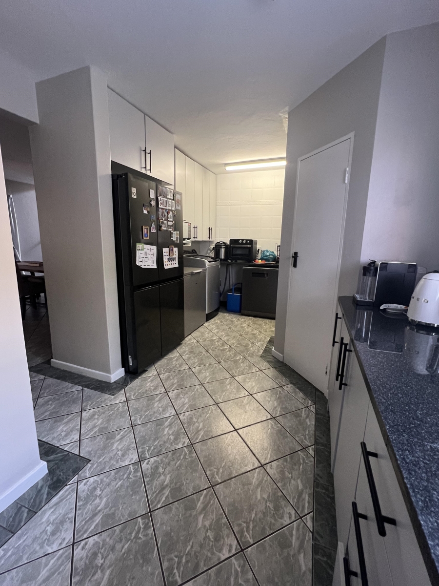 3 Bedroom Property for Sale in Moreleta Park Gauteng