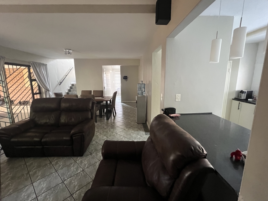 3 Bedroom Property for Sale in Moreleta Park Gauteng
