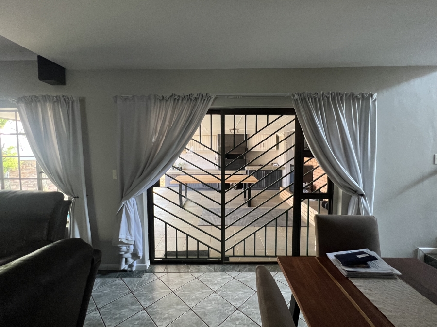 3 Bedroom Property for Sale in Moreleta Park Gauteng