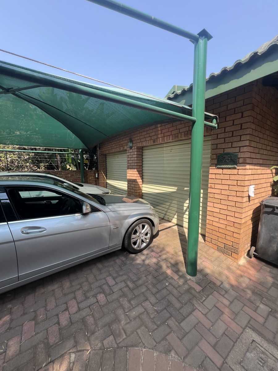 3 Bedroom Property for Sale in Moreleta Park Gauteng