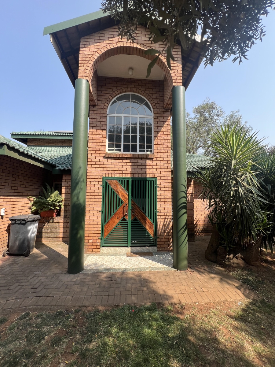 3 Bedroom Property for Sale in Moreleta Park Gauteng