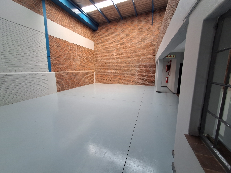To Let commercial Property for Rent in Halfway House Gauteng