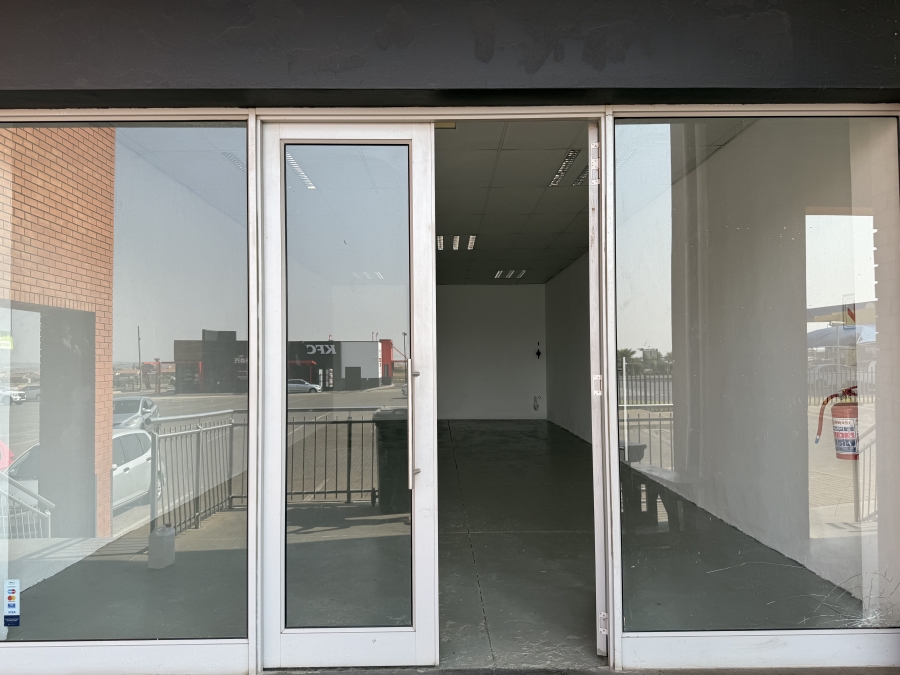 To Let commercial Property for Rent in Cloverdene Gauteng