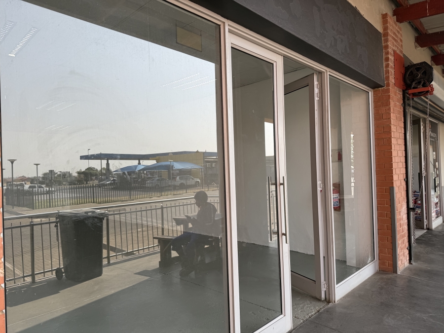 To Let commercial Property for Rent in Cloverdene Gauteng