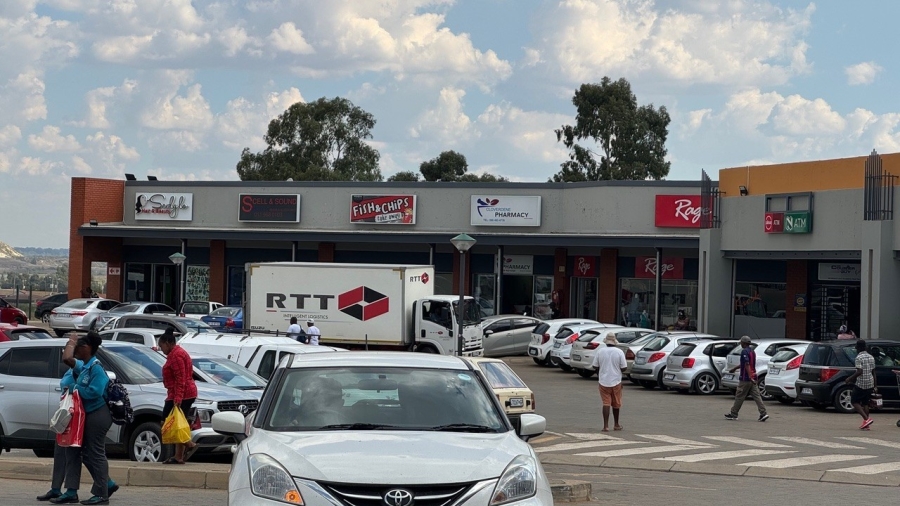 To Let commercial Property for Rent in Cloverdene Gauteng