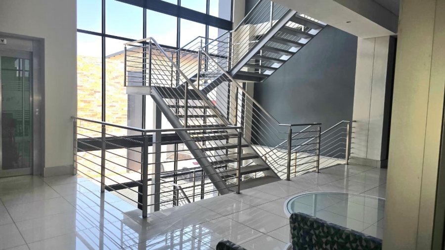 Commercial Property for Sale in Die Hoewes Gauteng