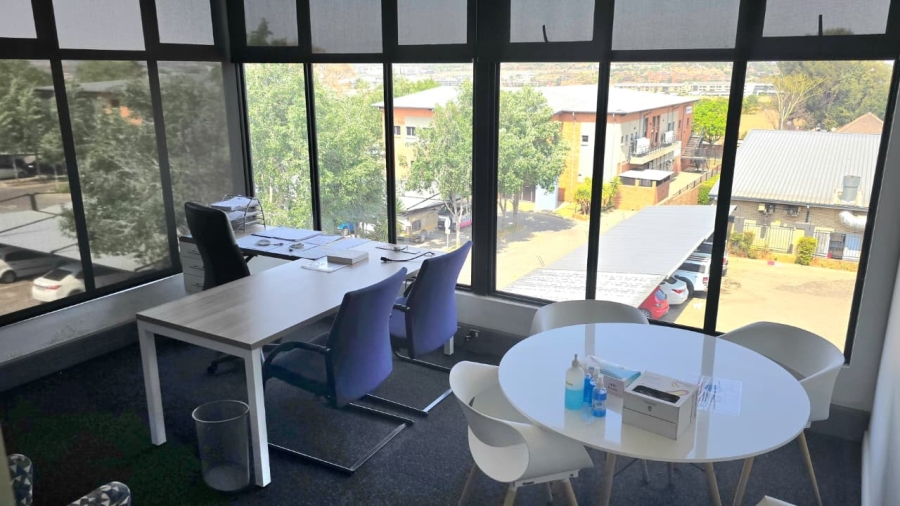 Commercial Property for Sale in Die Hoewes Gauteng