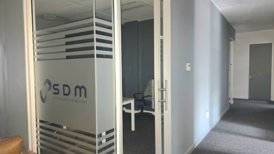 Commercial Property for Sale in Die Hoewes Gauteng