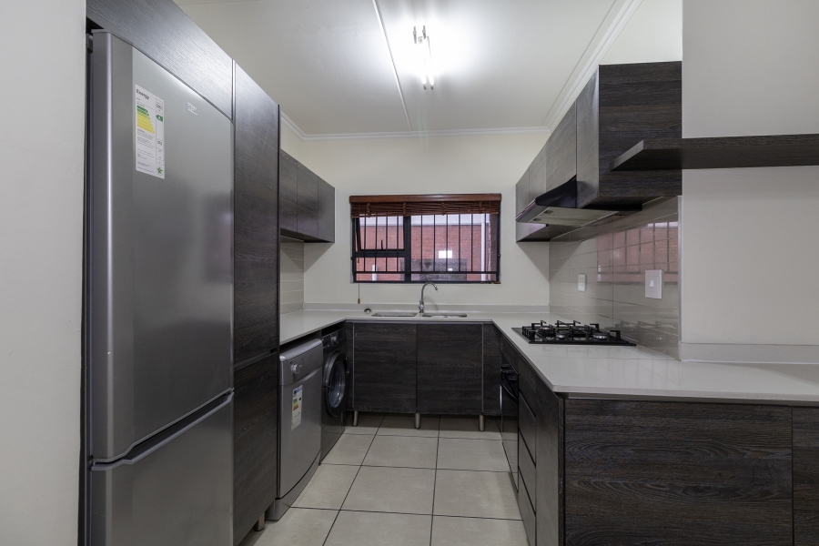 3 Bedroom Property for Sale in Greenstone Crest Gauteng