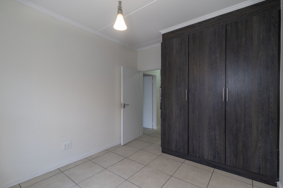 3 Bedroom Property for Sale in Greenstone Crest Gauteng