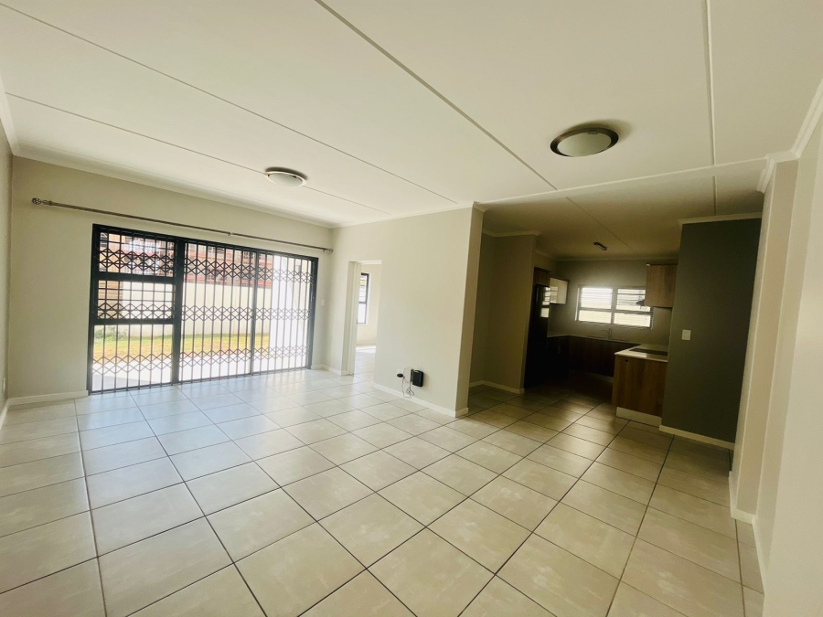 To Let 3 Bedroom Property for Rent in Crowthorne AH Gauteng