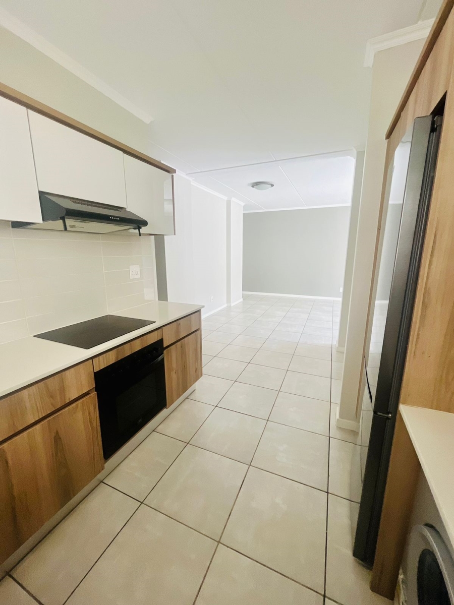 To Let 3 Bedroom Property for Rent in Crowthorne AH Gauteng