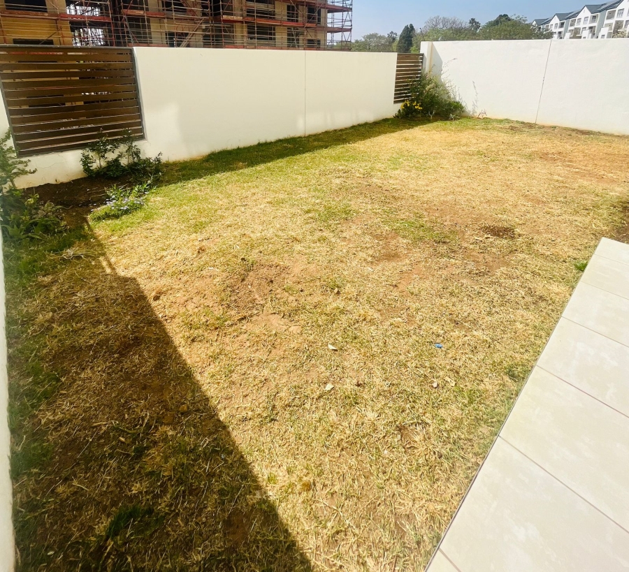 To Let 3 Bedroom Property for Rent in Crowthorne AH Gauteng