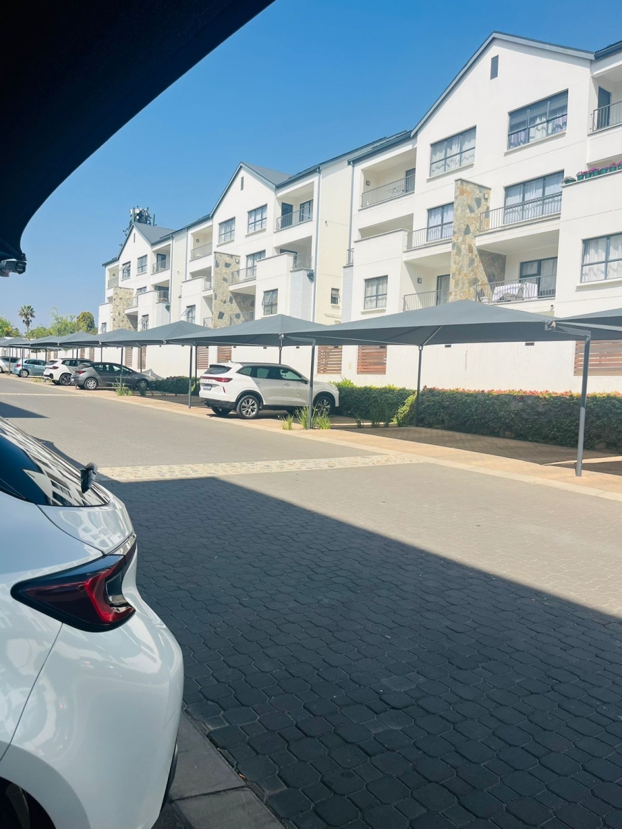 To Let 3 Bedroom Property for Rent in Crowthorne AH Gauteng