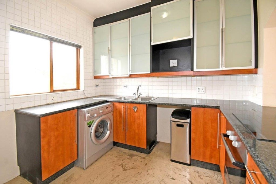 To Let 2 Bedroom Property for Rent in Craighall Park Gauteng