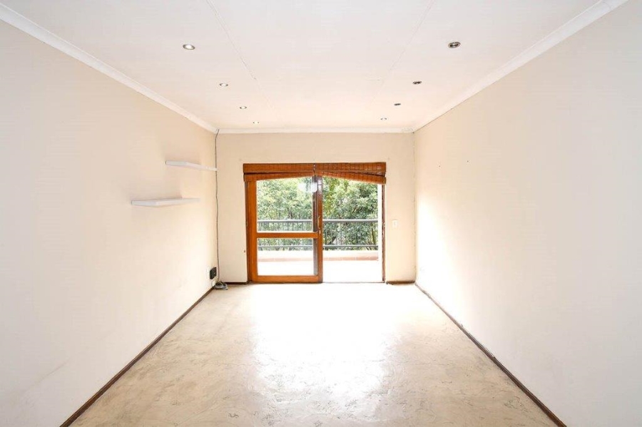 To Let 2 Bedroom Property for Rent in Craighall Park Gauteng