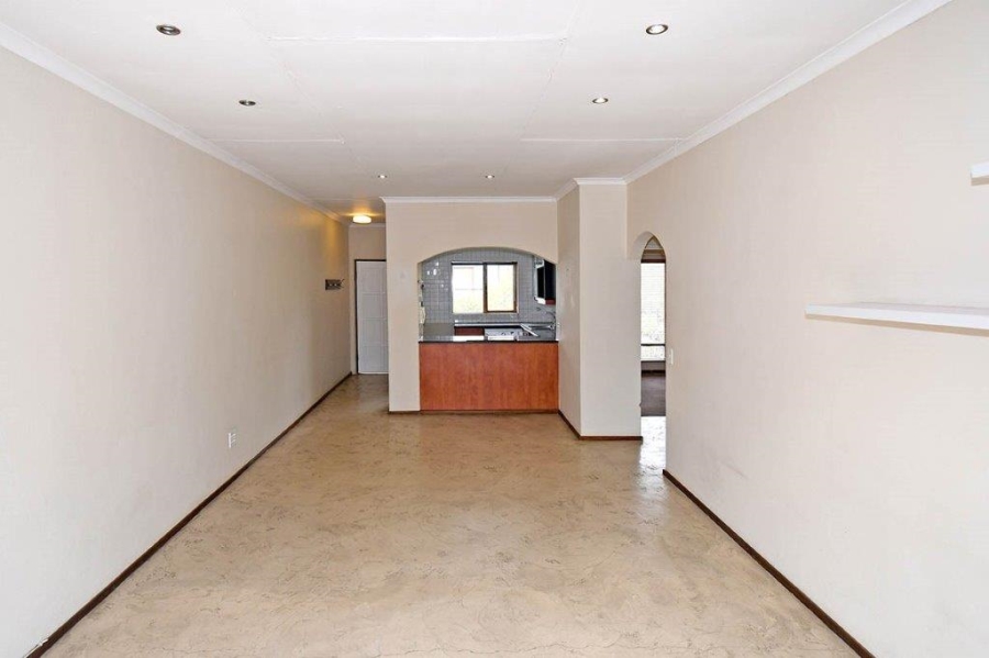 To Let 2 Bedroom Property for Rent in Craighall Park Gauteng