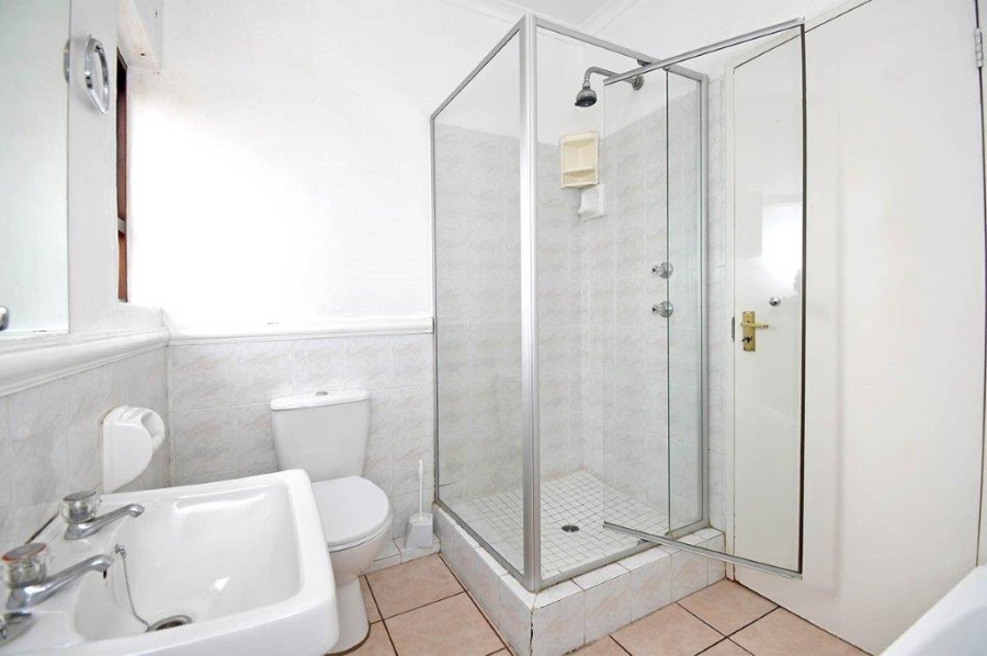To Let 2 Bedroom Property for Rent in Craighall Park Gauteng