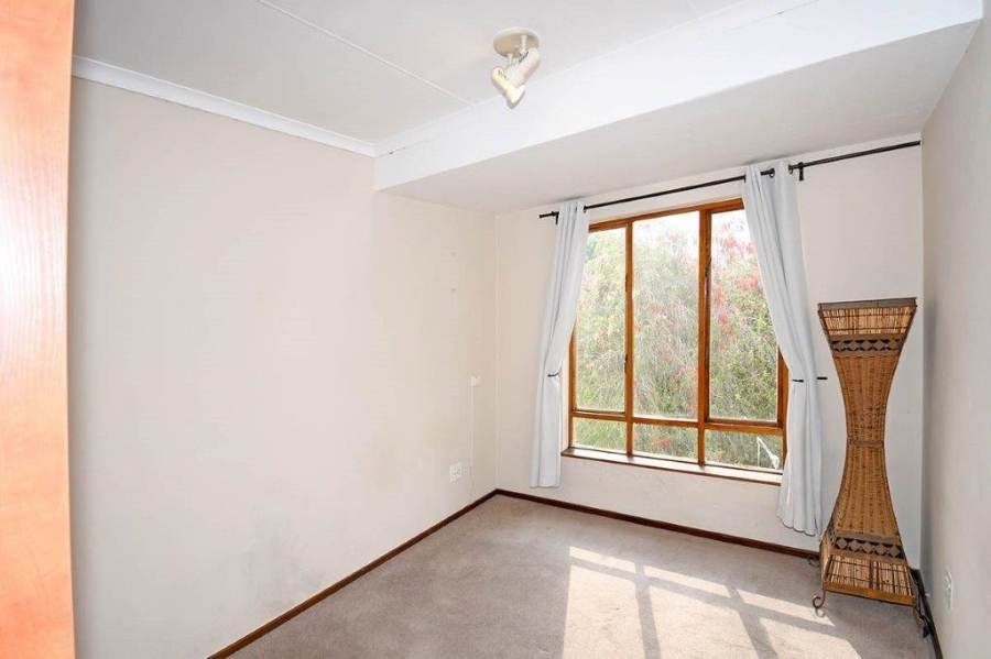 To Let 2 Bedroom Property for Rent in Craighall Park Gauteng
