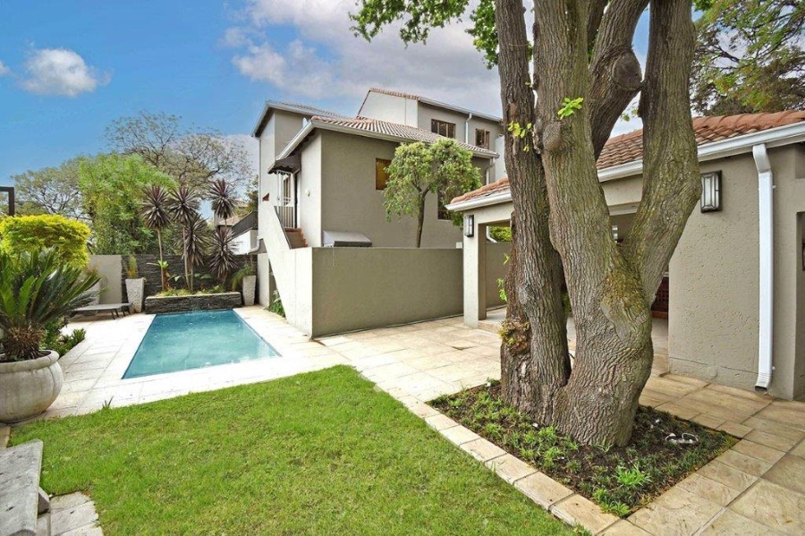 To Let 2 Bedroom Property for Rent in Craighall Park Gauteng