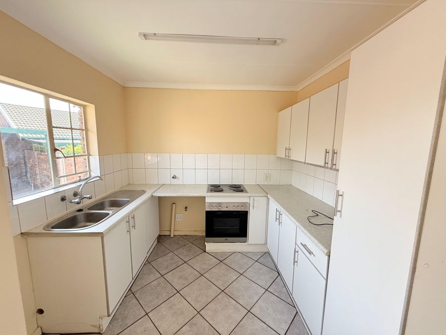 3 Bedroom Property for Sale in Elardus Park Gauteng