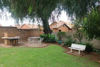 2 Bedroom Property for Sale in Lambton Gauteng